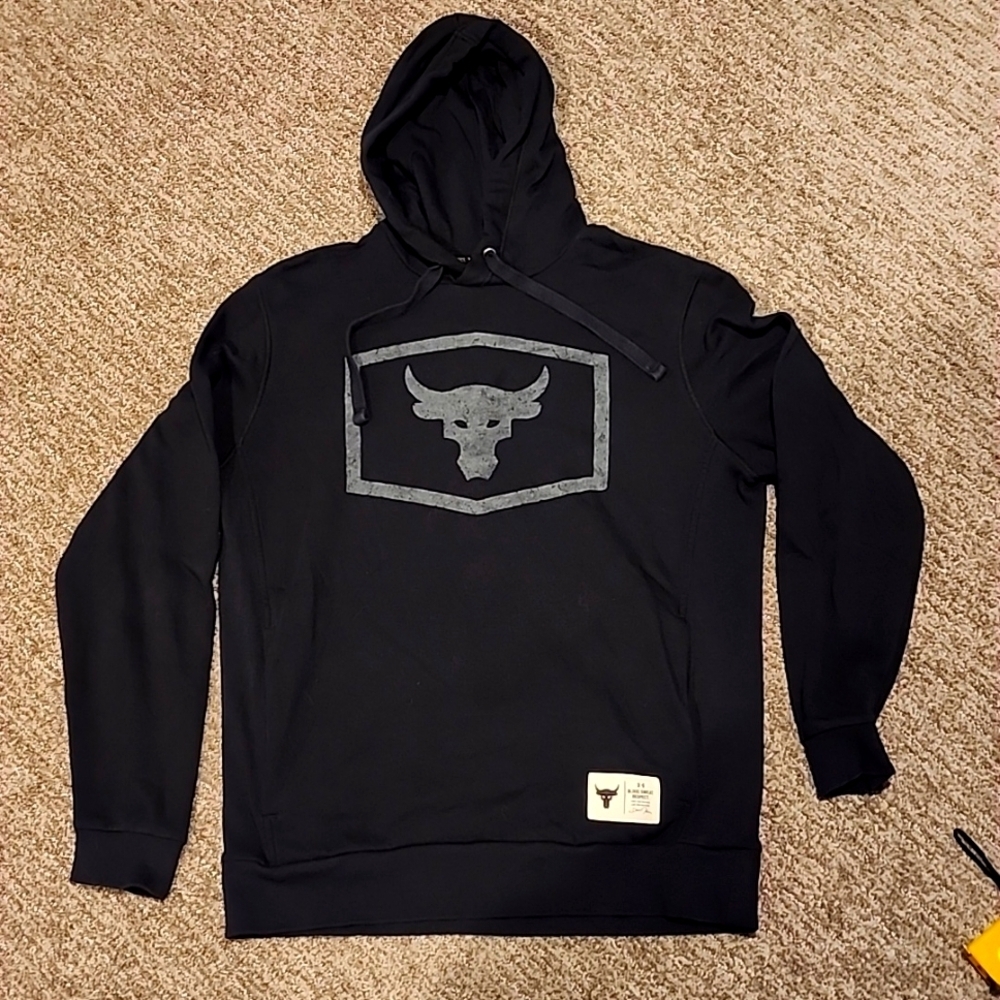 Under Armour project rock black hoodie/gray bull size medium loose fit